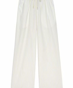 Riverandoak.shop4b7aced625 2